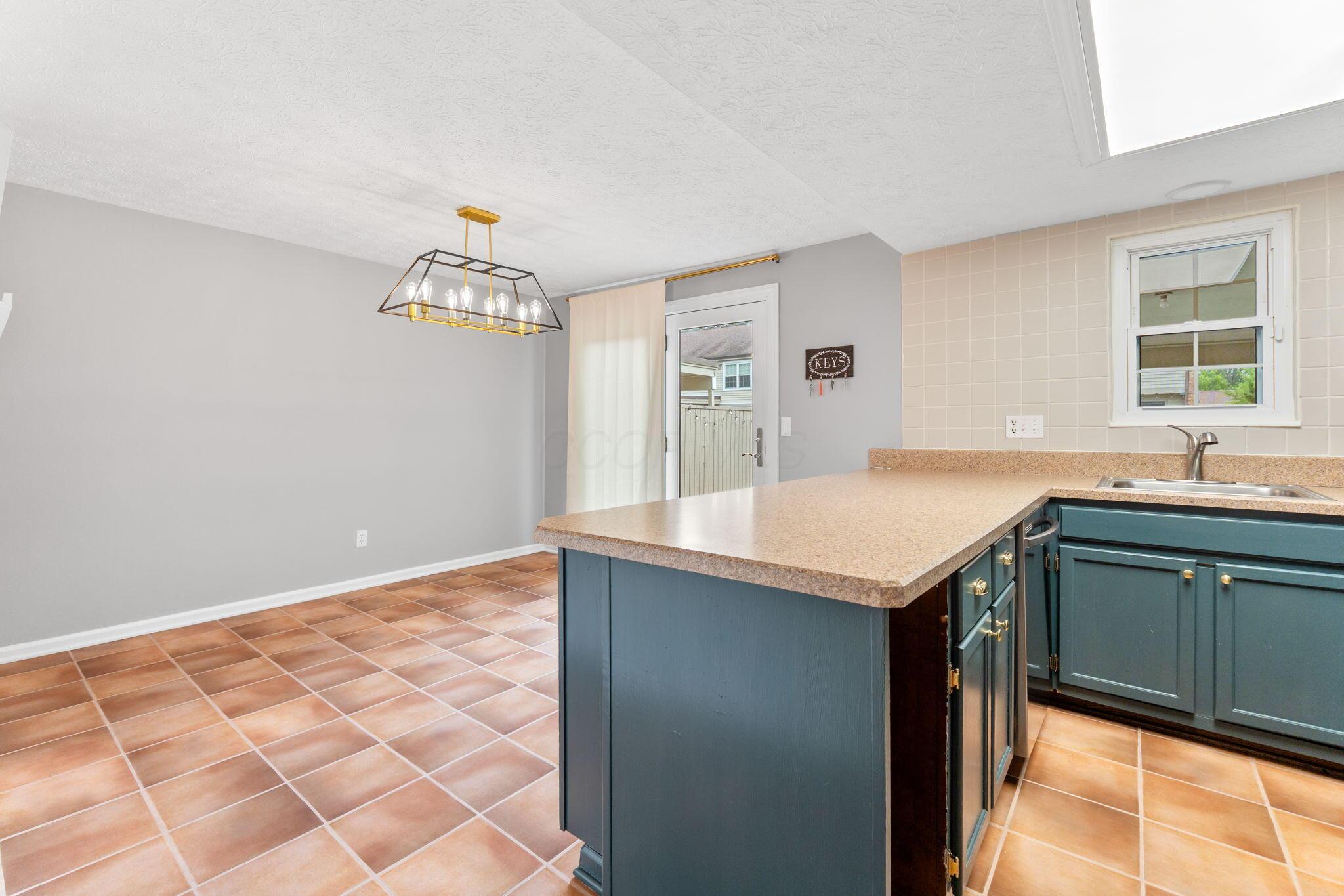 5108 Sansom Court Property Photo 8