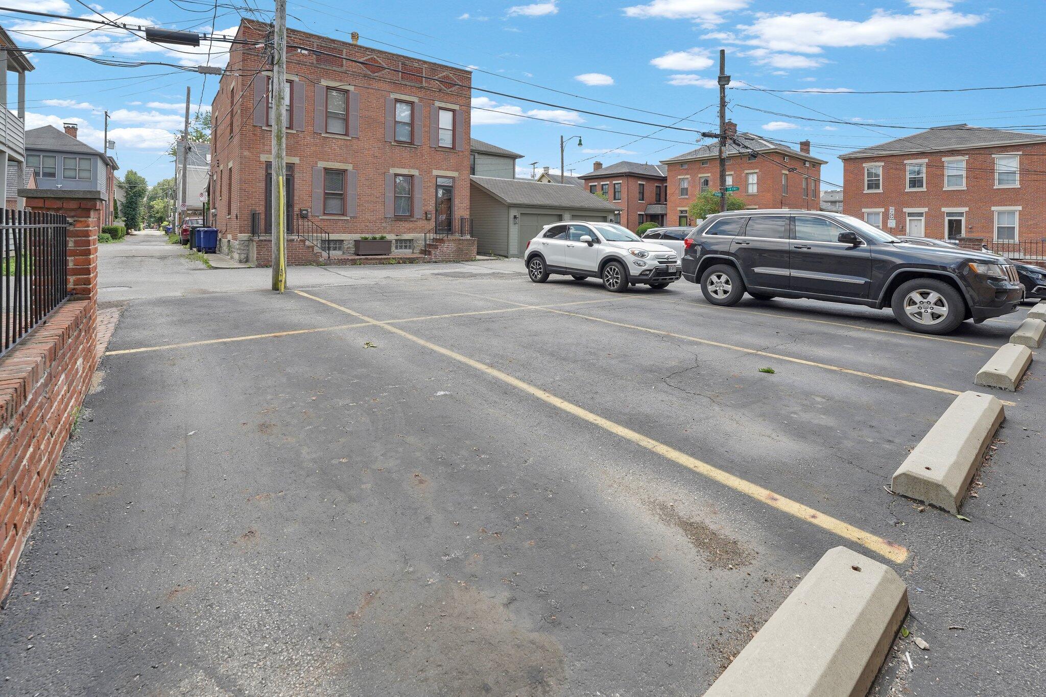 169 E Livingston Avenue, F Property Photo 3