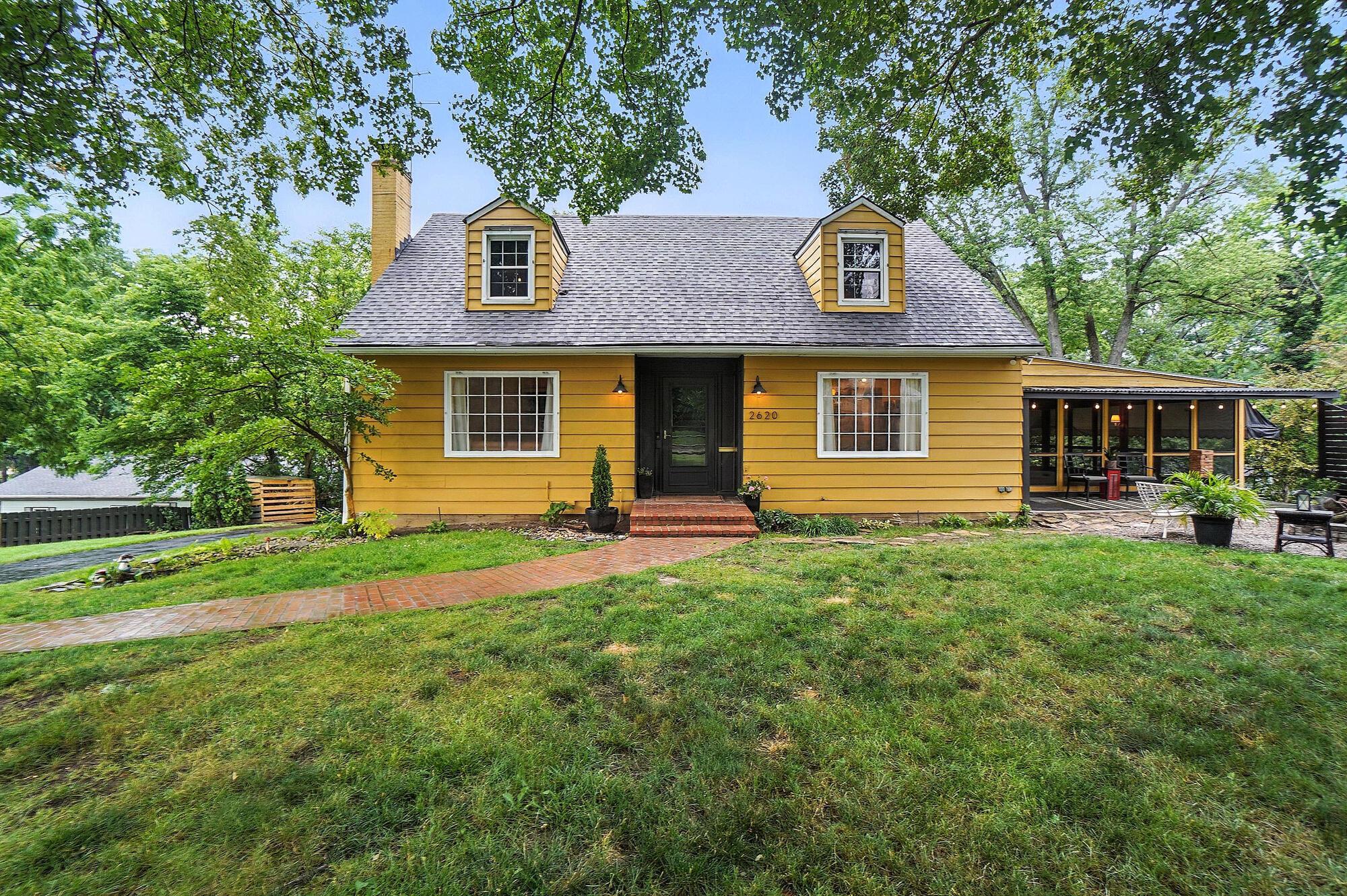 2620 Edgevale Road Property Photo