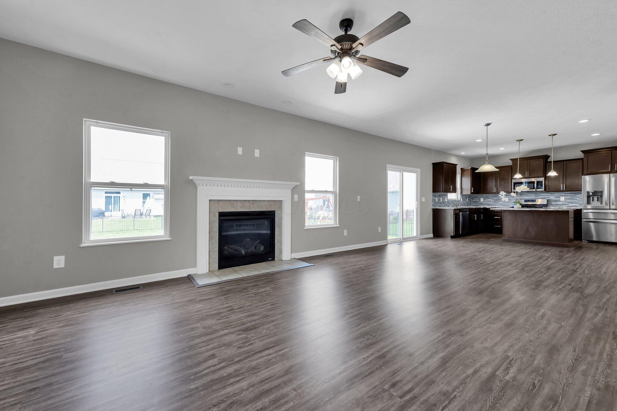 166 Rosewood Loop Se Property Photo 9
