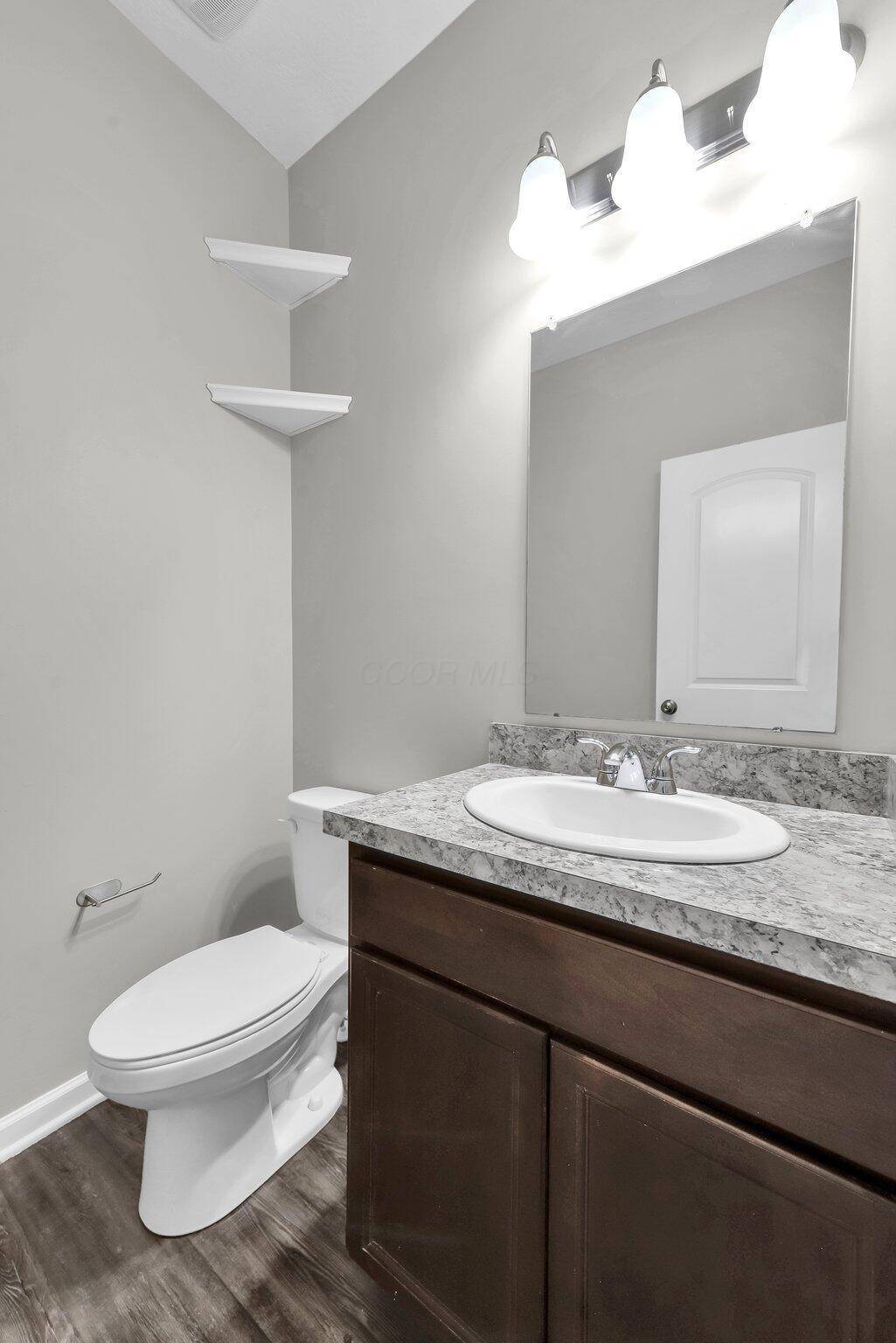 166 Rosewood Loop Se Property Photo 10