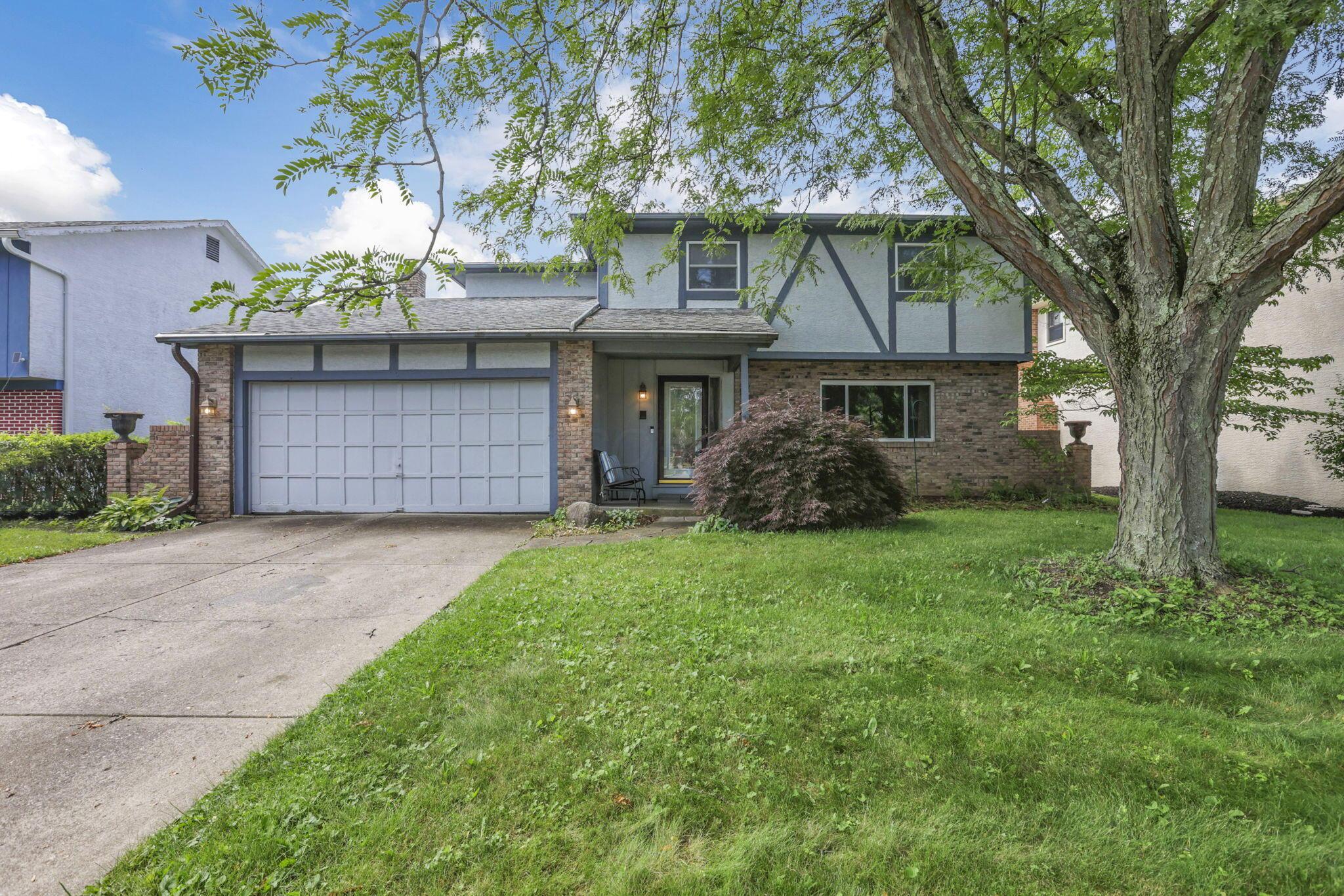 2809 Bella Via Avenue