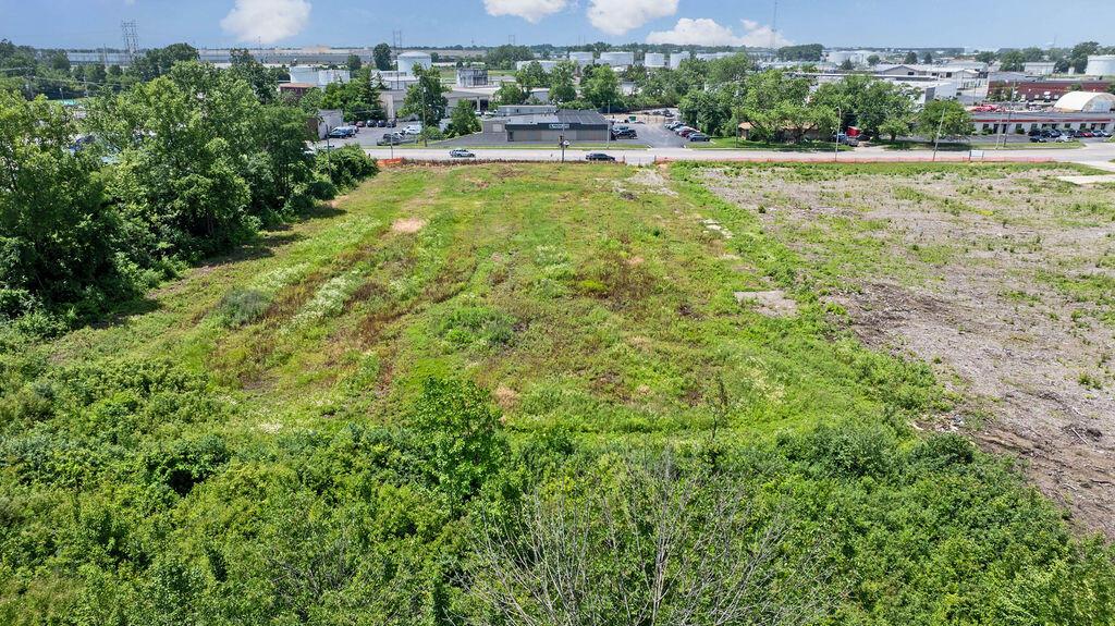 664 N Wilson Road Property Photo 11