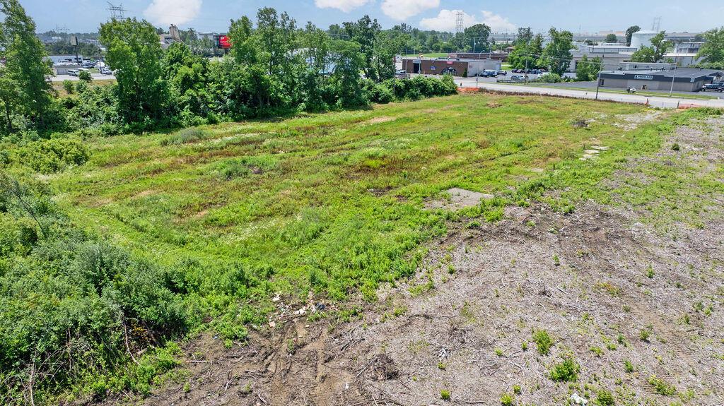 664 N Wilson Road Property Photo 12