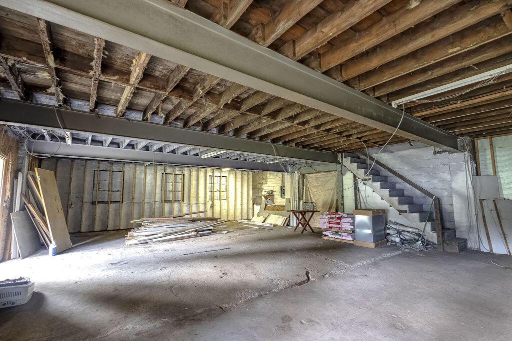 307 Maplewood Avenue Property Photo 4