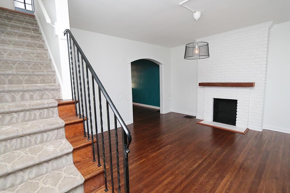 1303 Studer Avenue, 1299 Property Photo 7