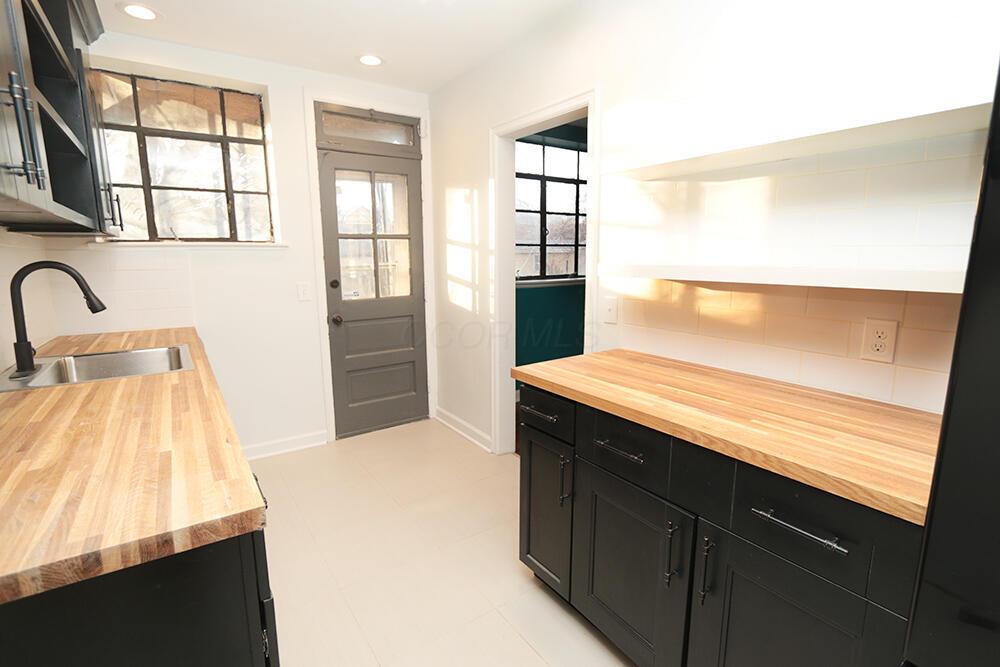 1303 Studer Avenue, 1299 Property Photo 12