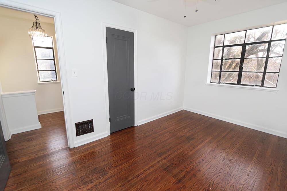 1303 Studer Avenue, 1299 Property Photo 17