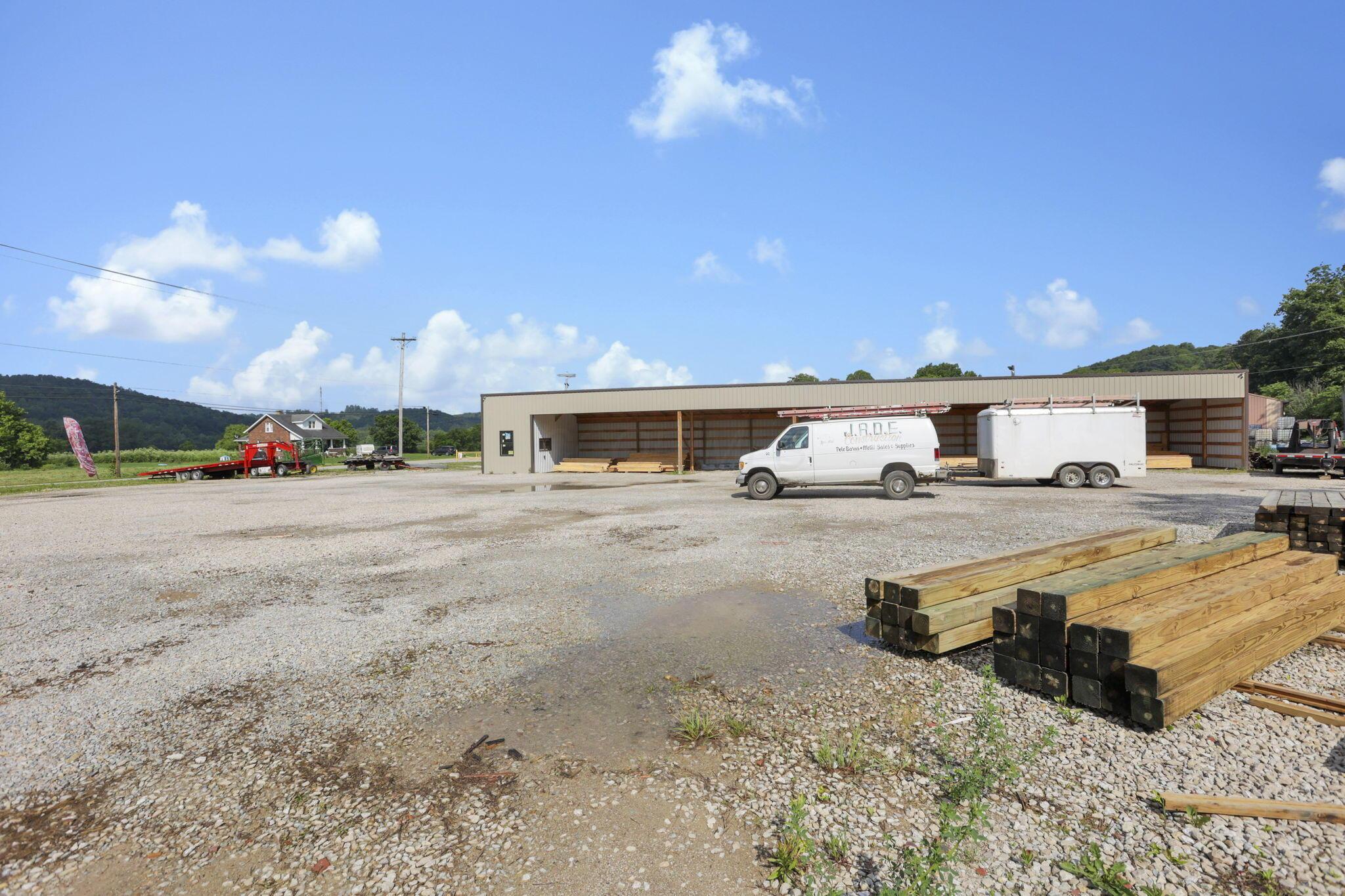 37062 Hocking Drive Property Photo 34