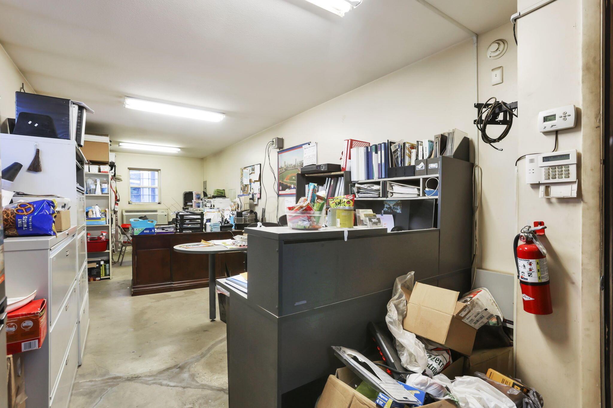 37062 Hocking Drive Property Photo 16