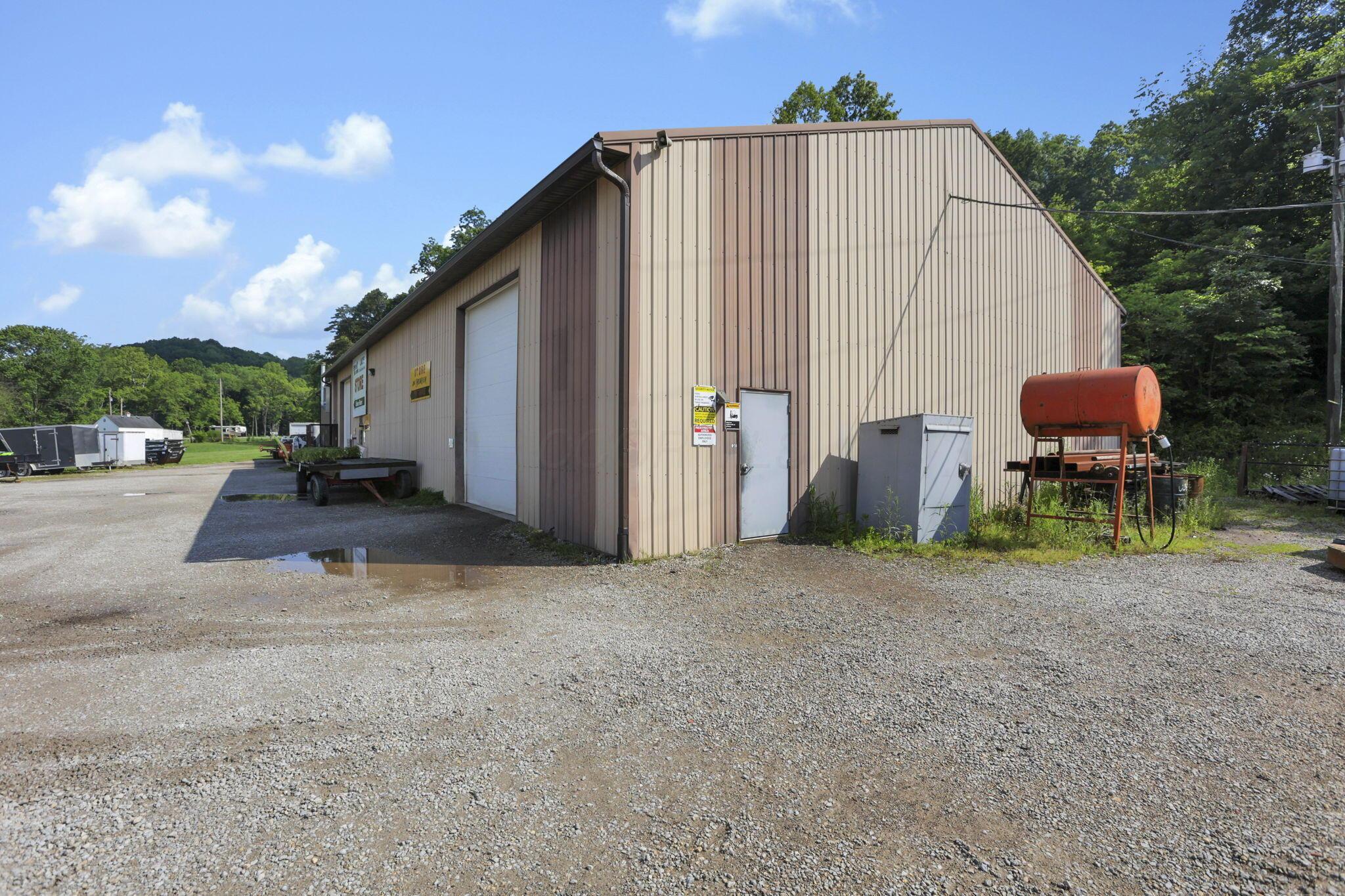 37062 Hocking Drive Property Photo 44