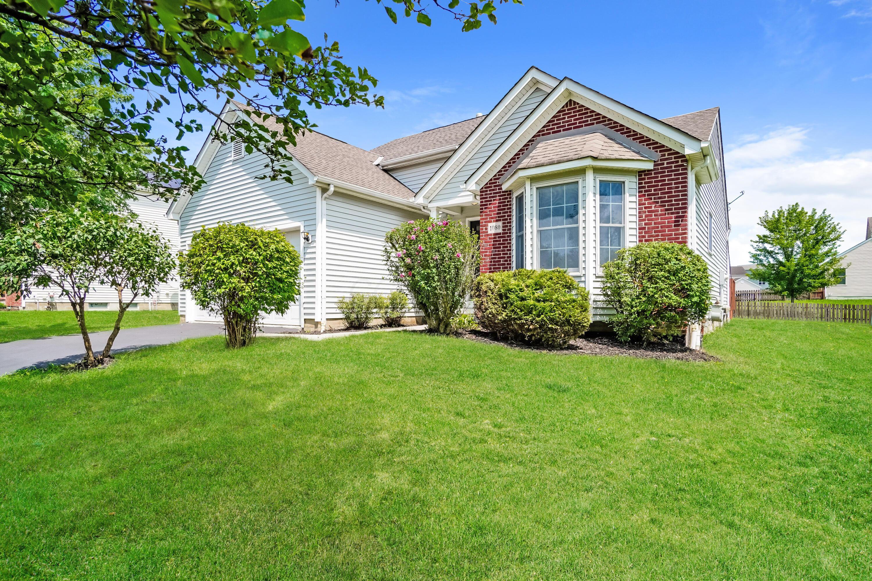 1080 Oxford Drive N Property Photo 1