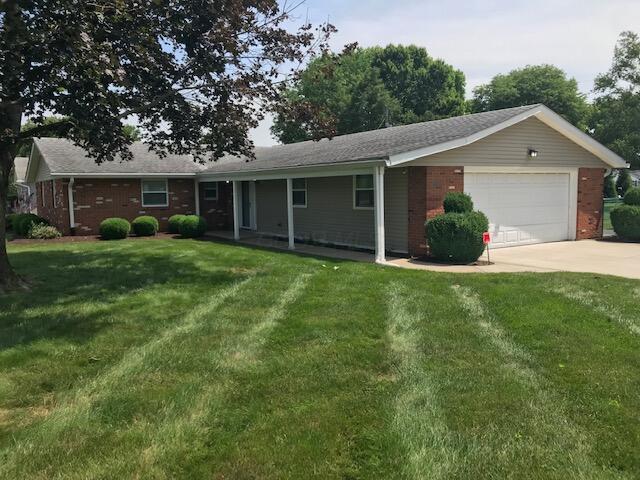 1136 Country Club Drive Property Photo 1