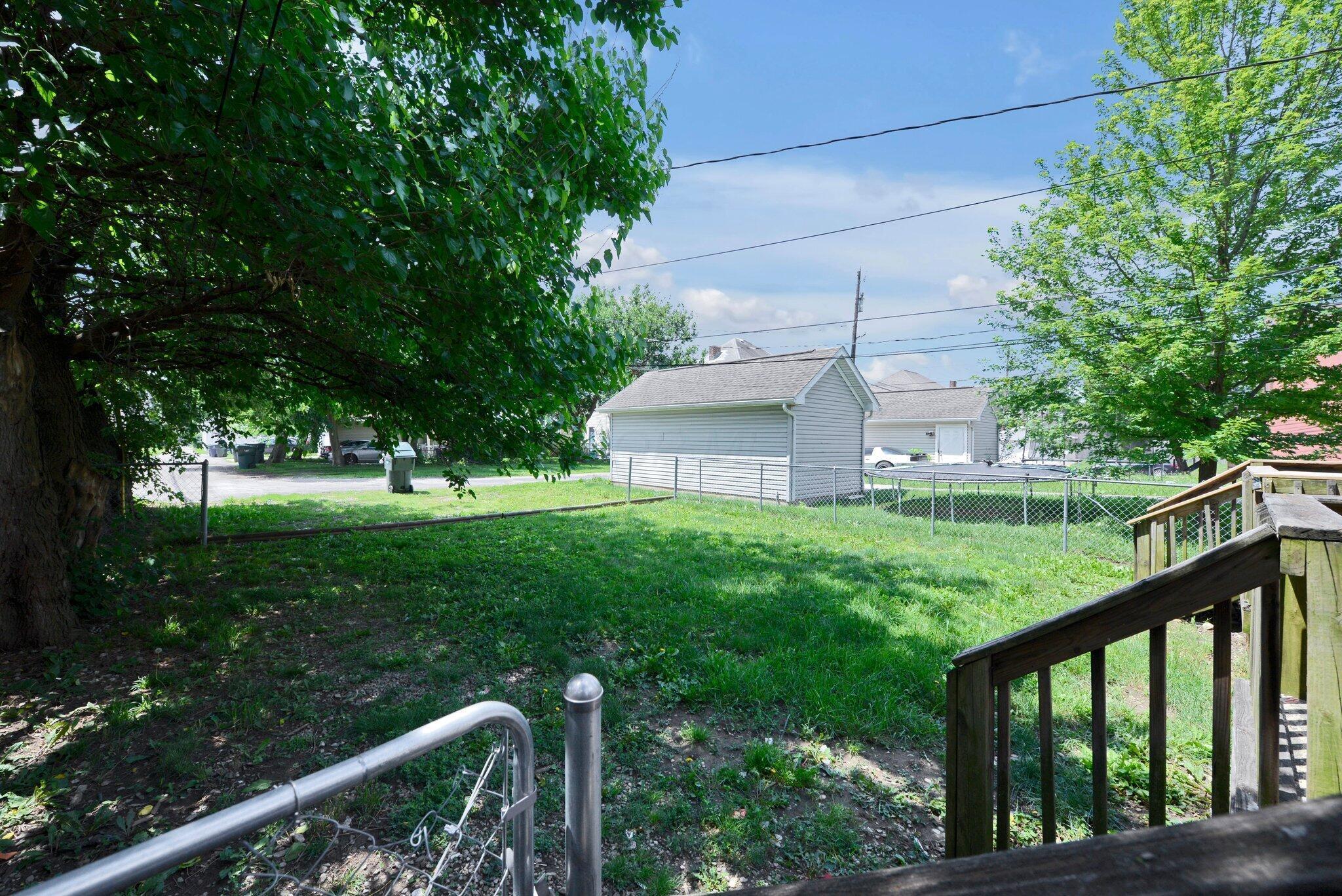 195-197 E Innis Avenue Property Photo 20