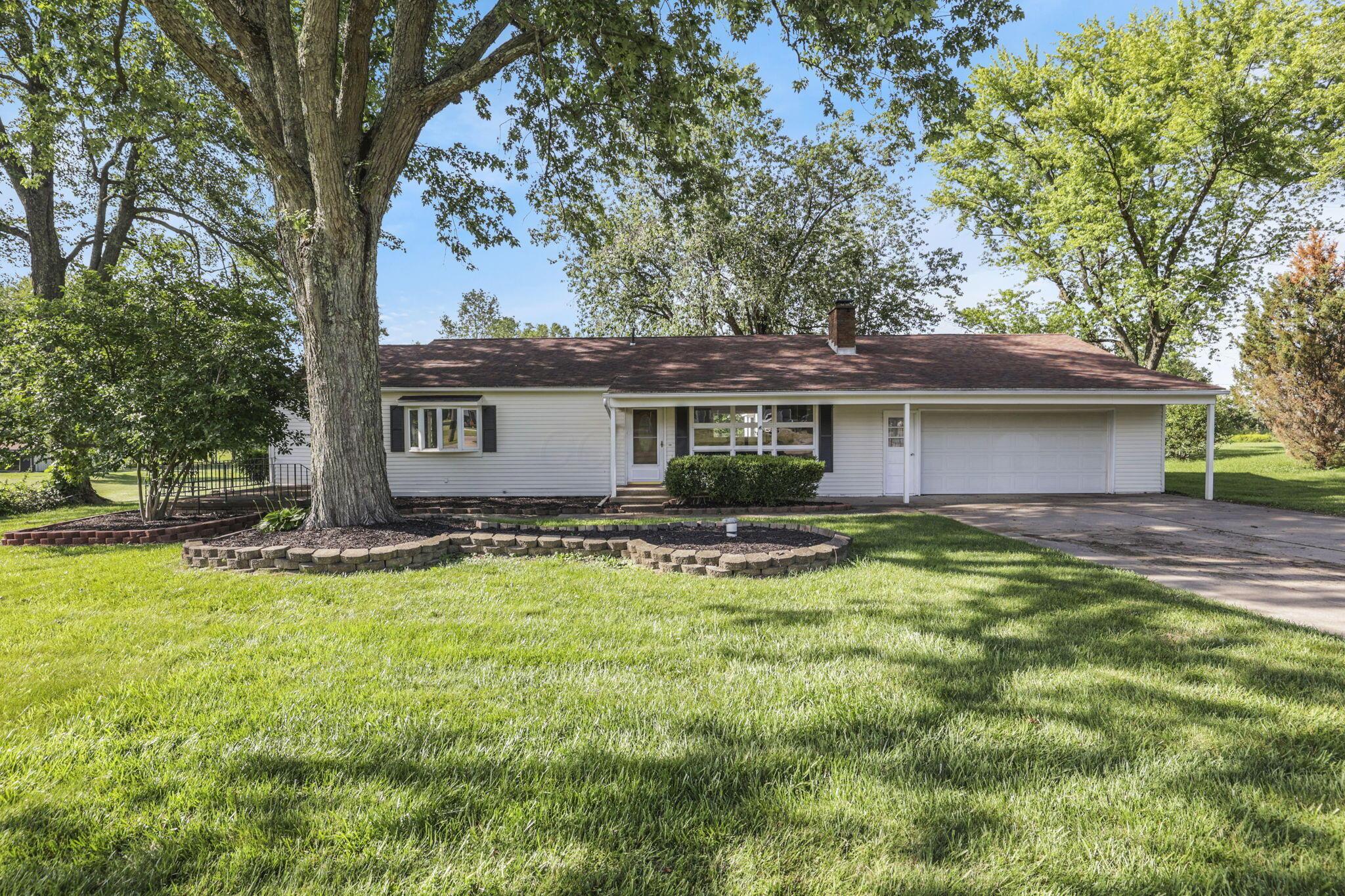 1080 Coonpath Road Nw Property Photo 1