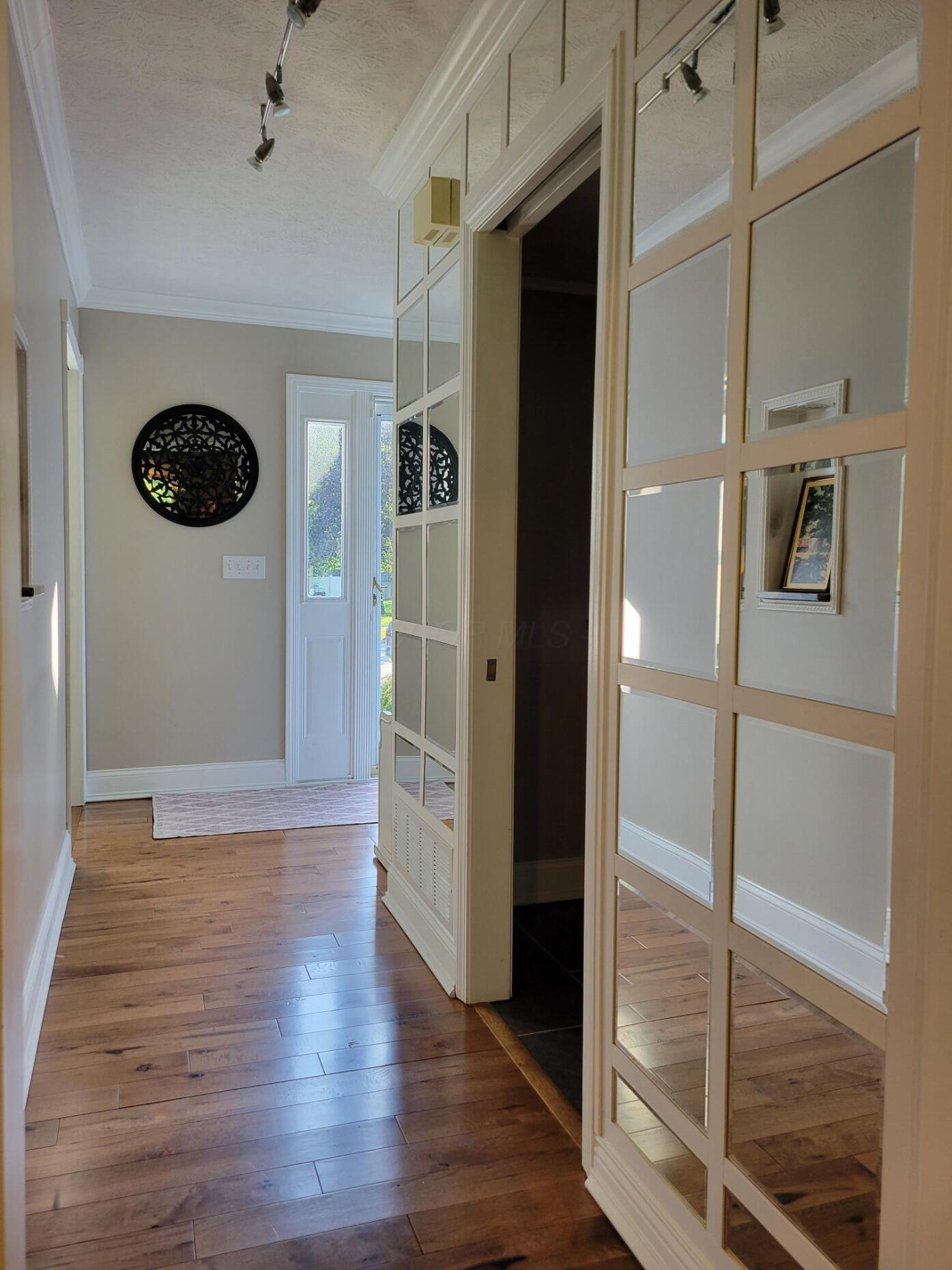 285 Timber Ridge Drive Property Photo 4