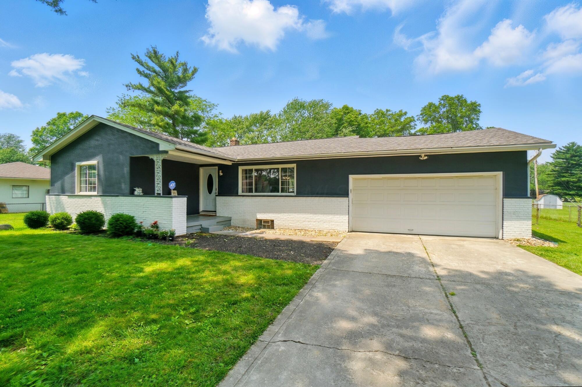 3722 Florian Drive Property Photo 2