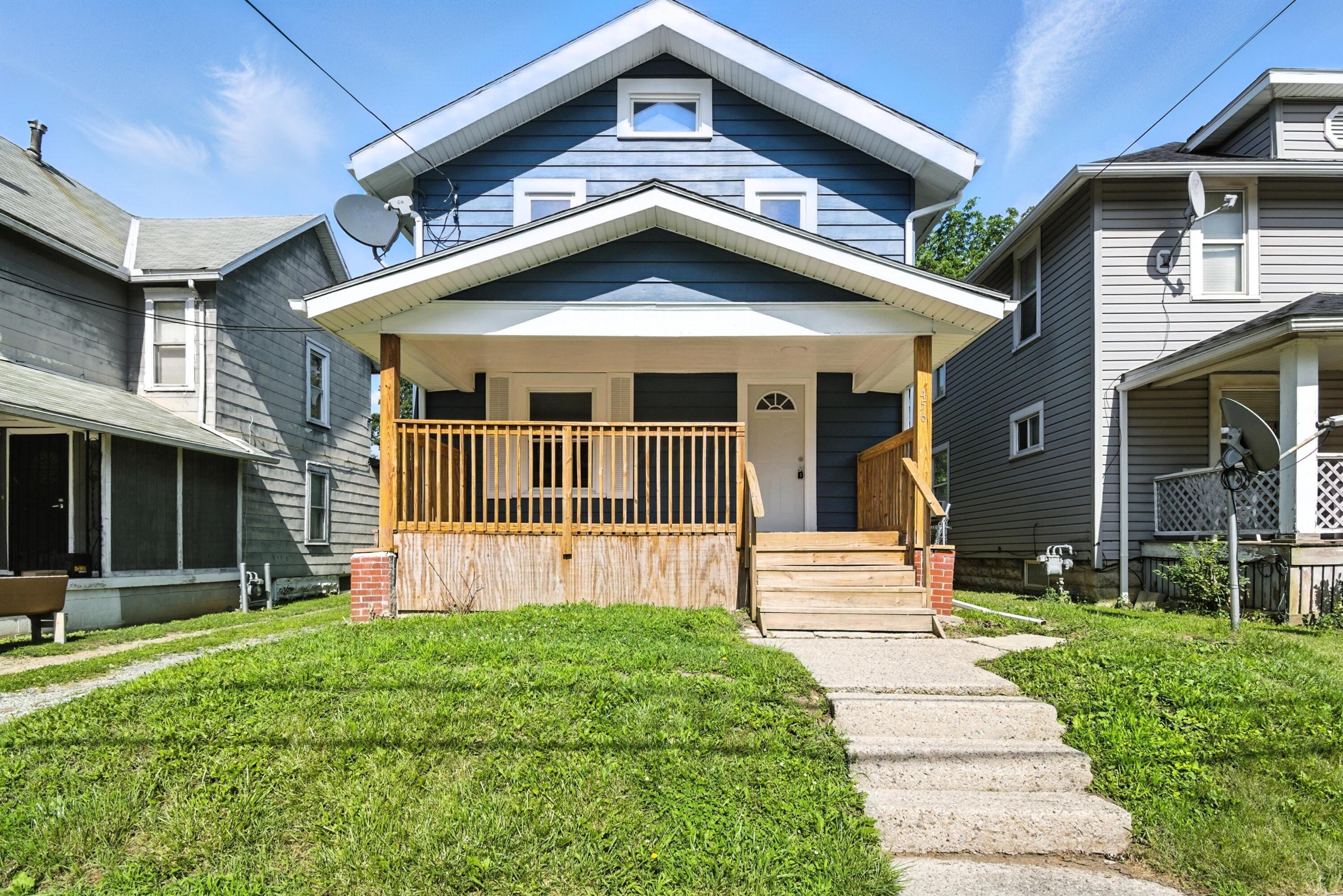 456 Park Street Property Photo 1