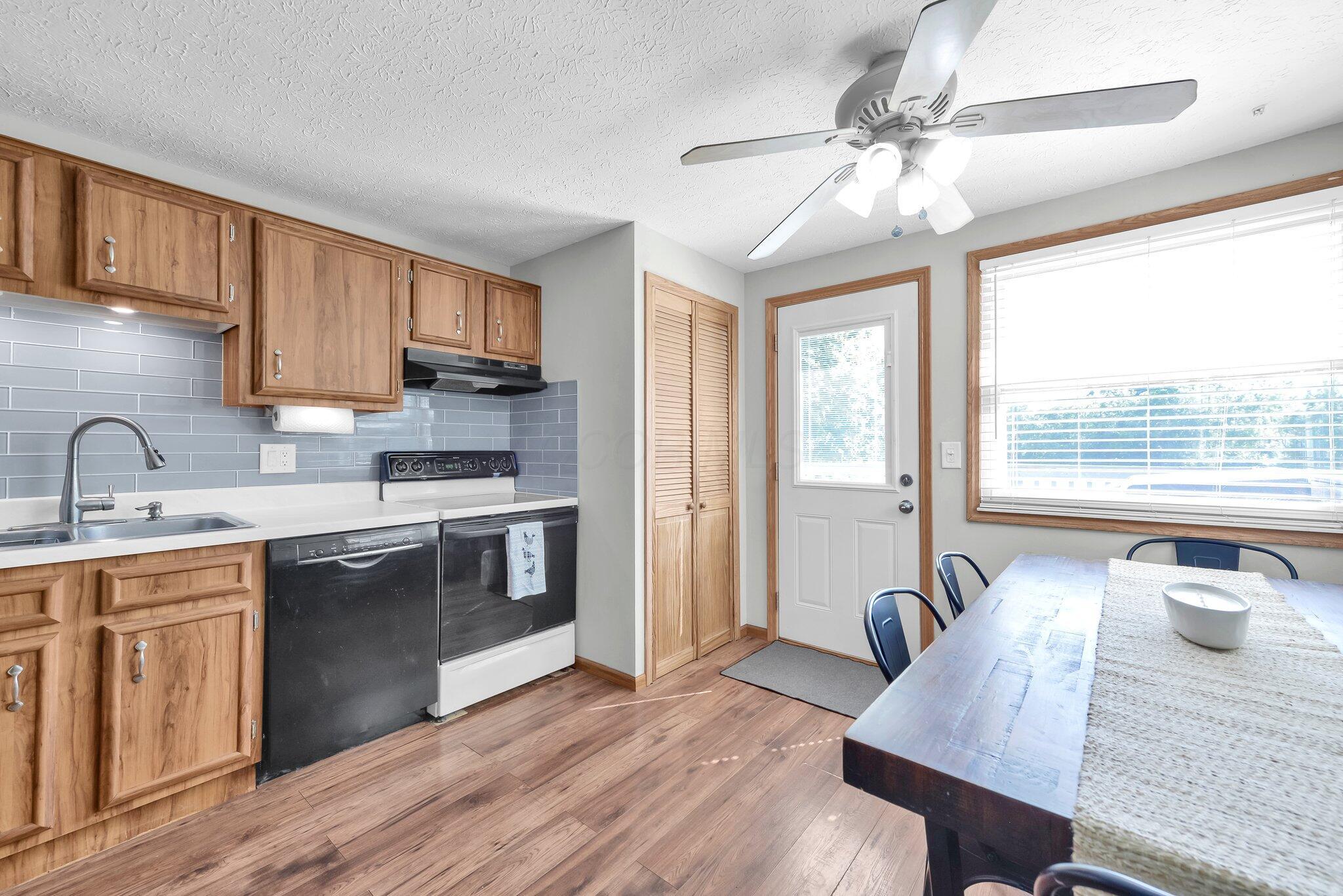 2997 Hubbardton Place Property Photo 6