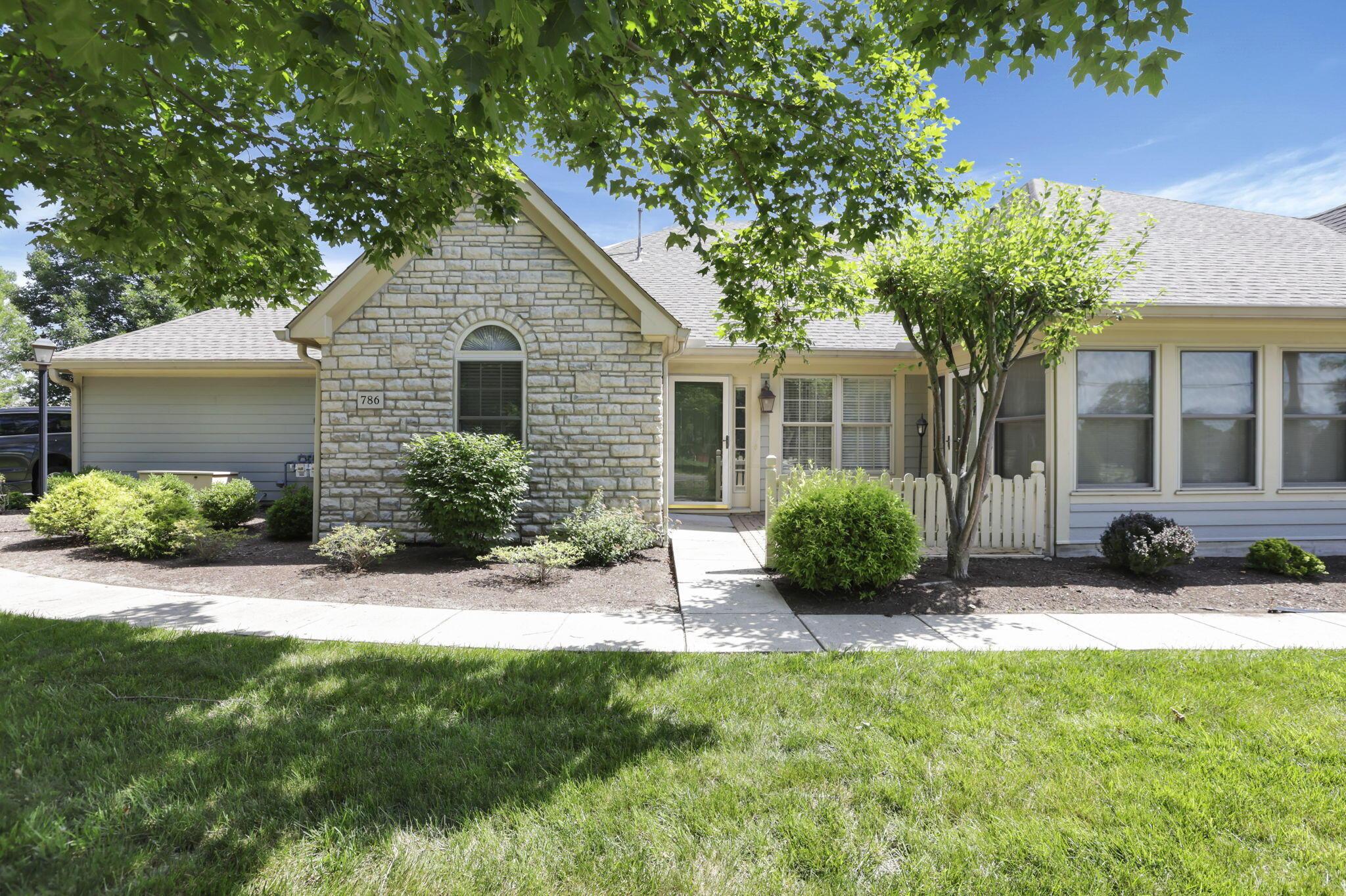 786 Stone Ridge Way Property Photo 1