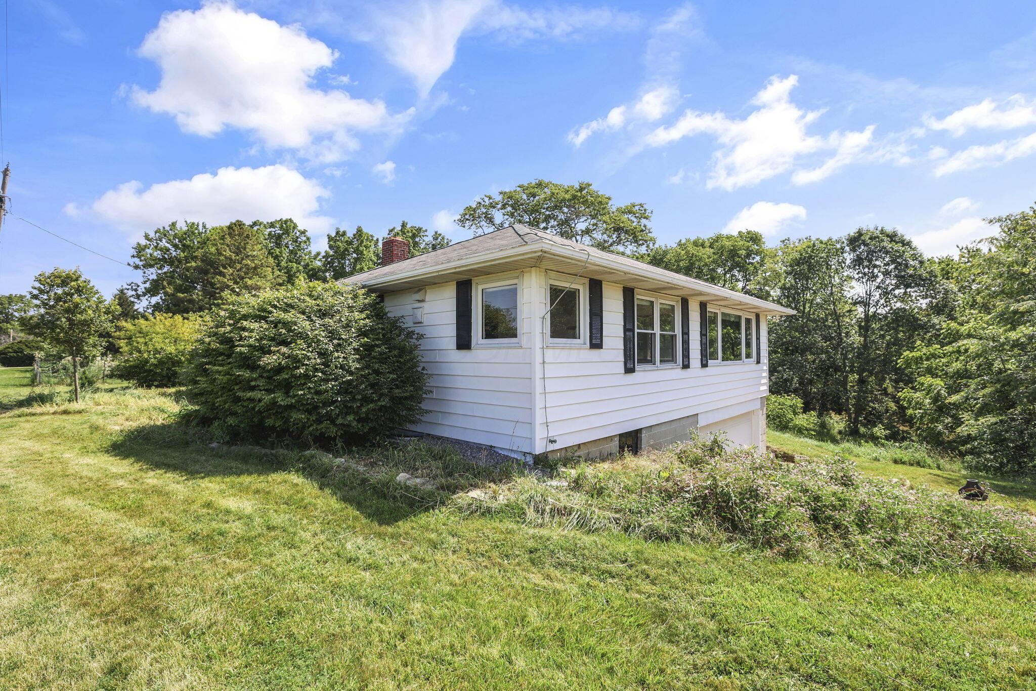 7688 State Route 257 Property Photo 9