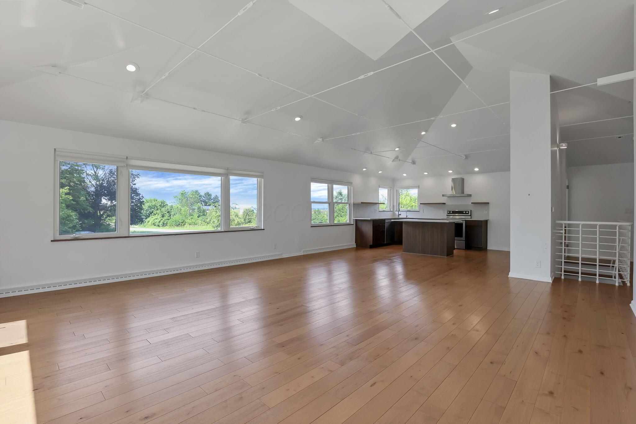7688 State Route 257 Property Photo 11
