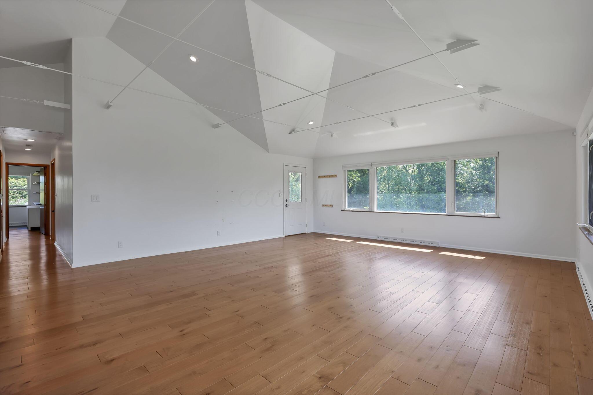7688 State Route 257 Property Photo 12