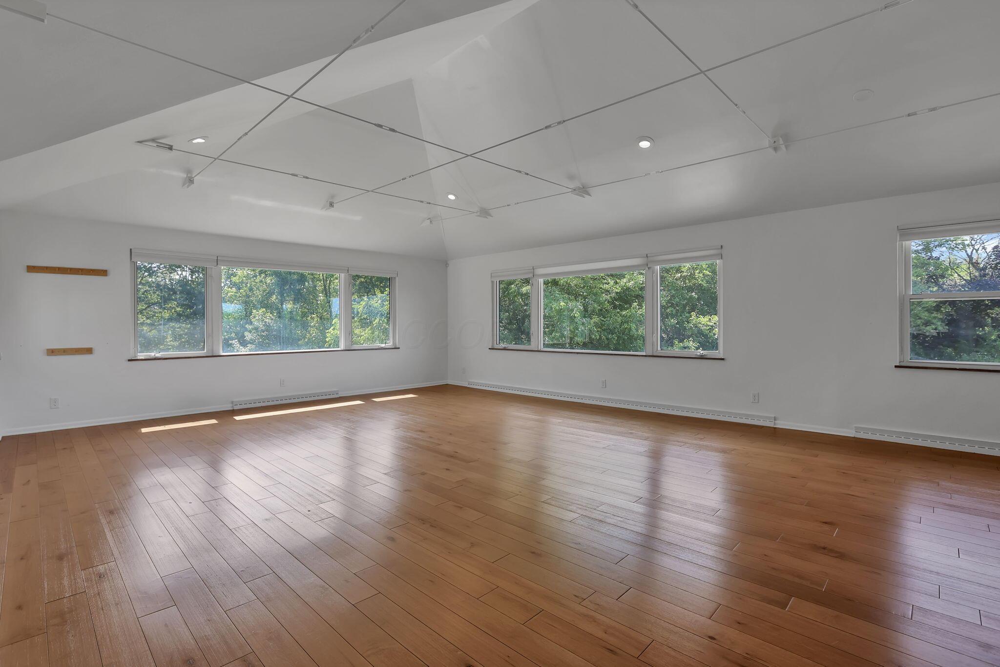 7688 State Route 257 Property Photo 14