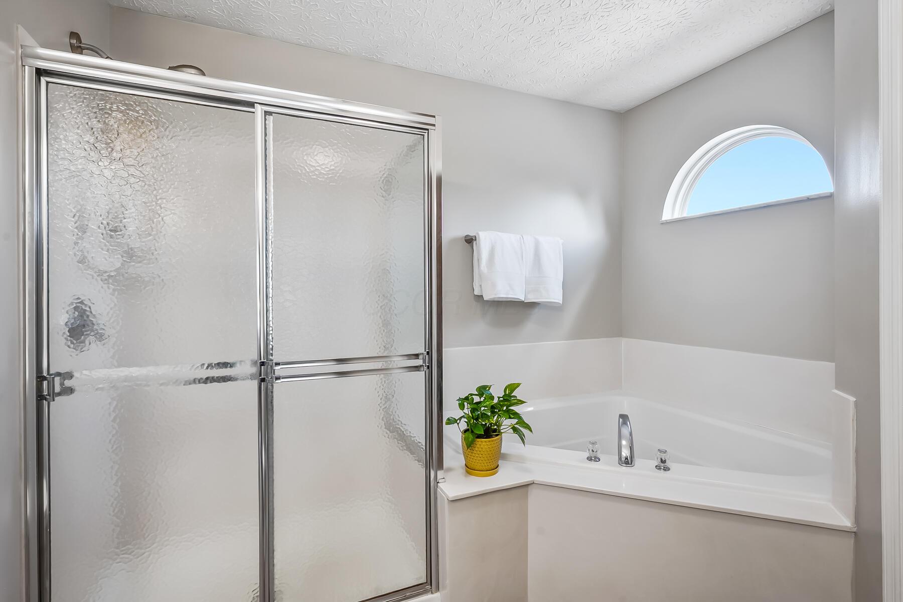 221 Harvard Loop Property Photo 40