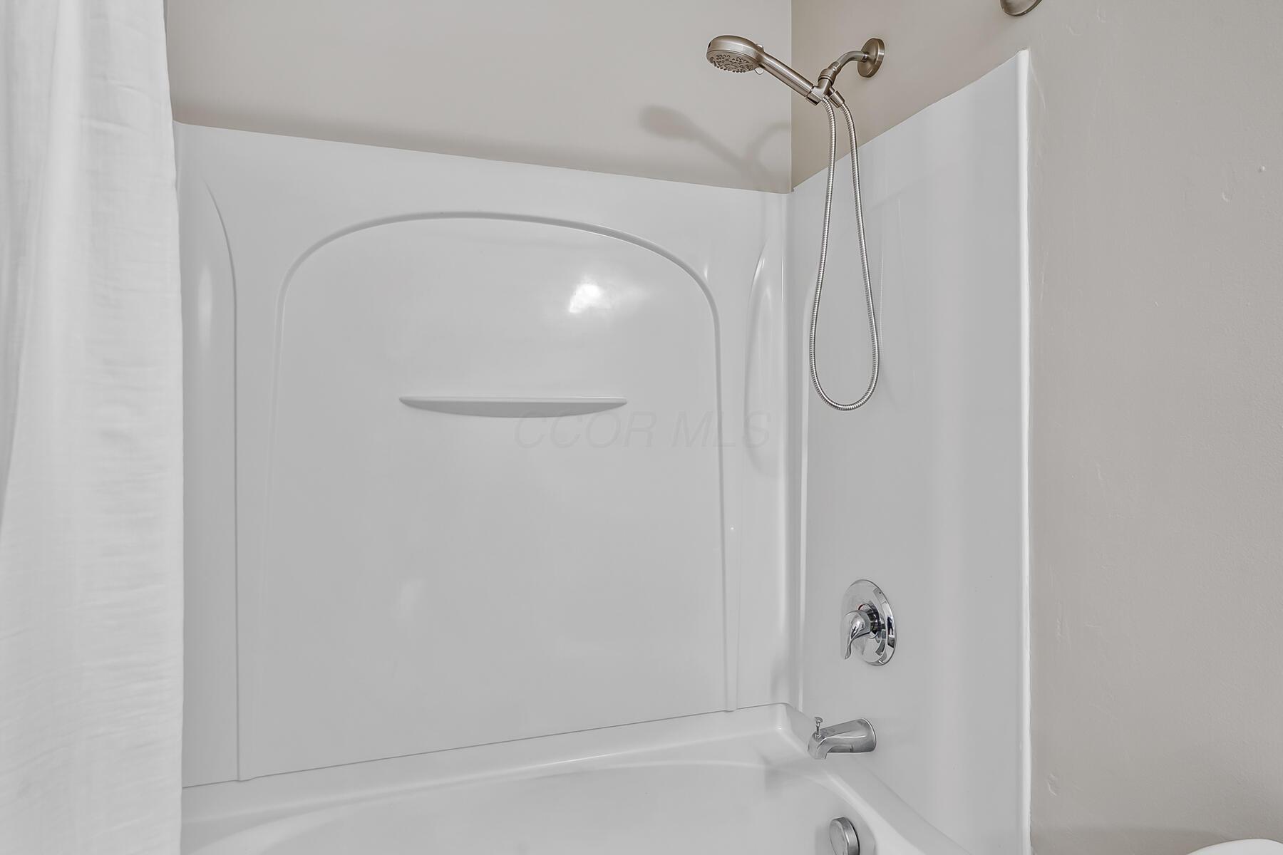 221 Harvard Loop Property Photo 46