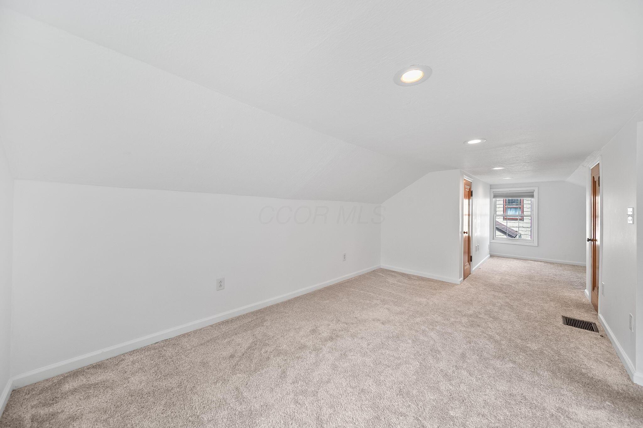 2698 Ruhl Avenue Property Photo 36