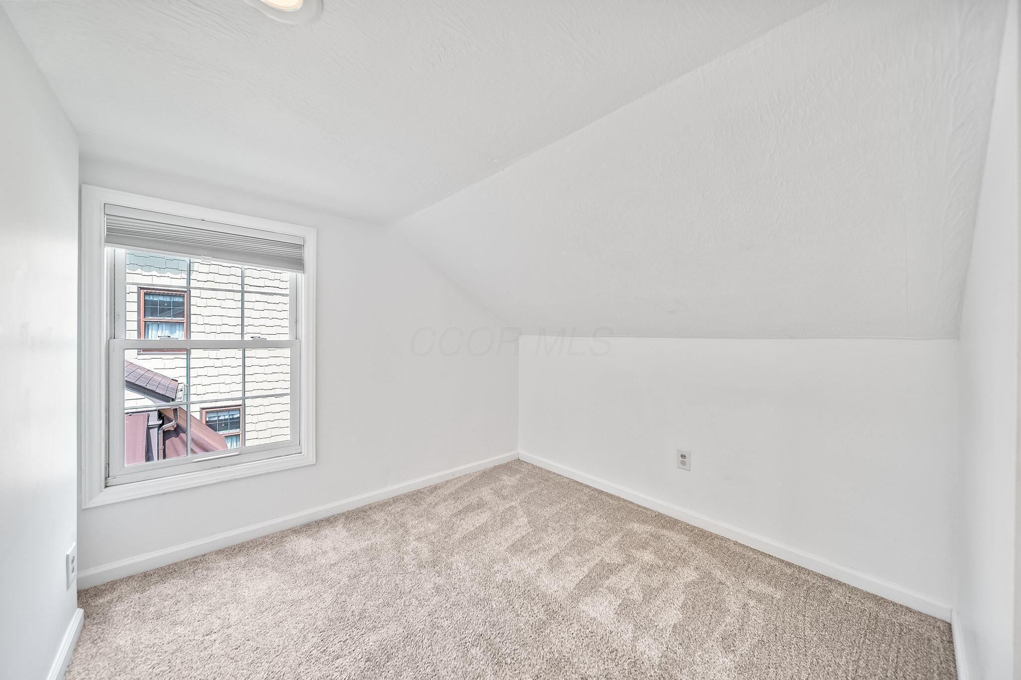 2698 Ruhl Avenue Property Photo 37