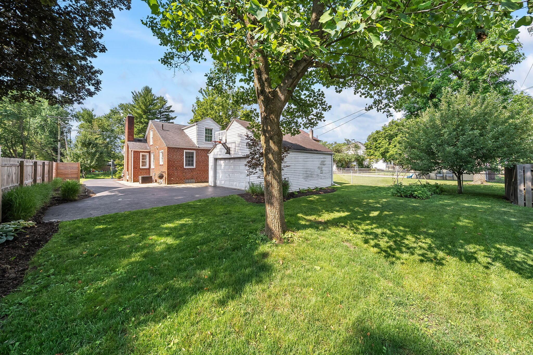 2698 Ruhl Avenue Property Photo 50