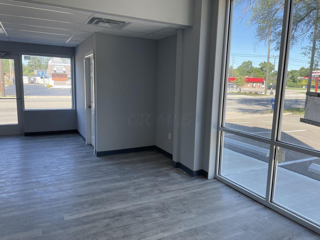 836 S Hamilton Road Property Photo 3