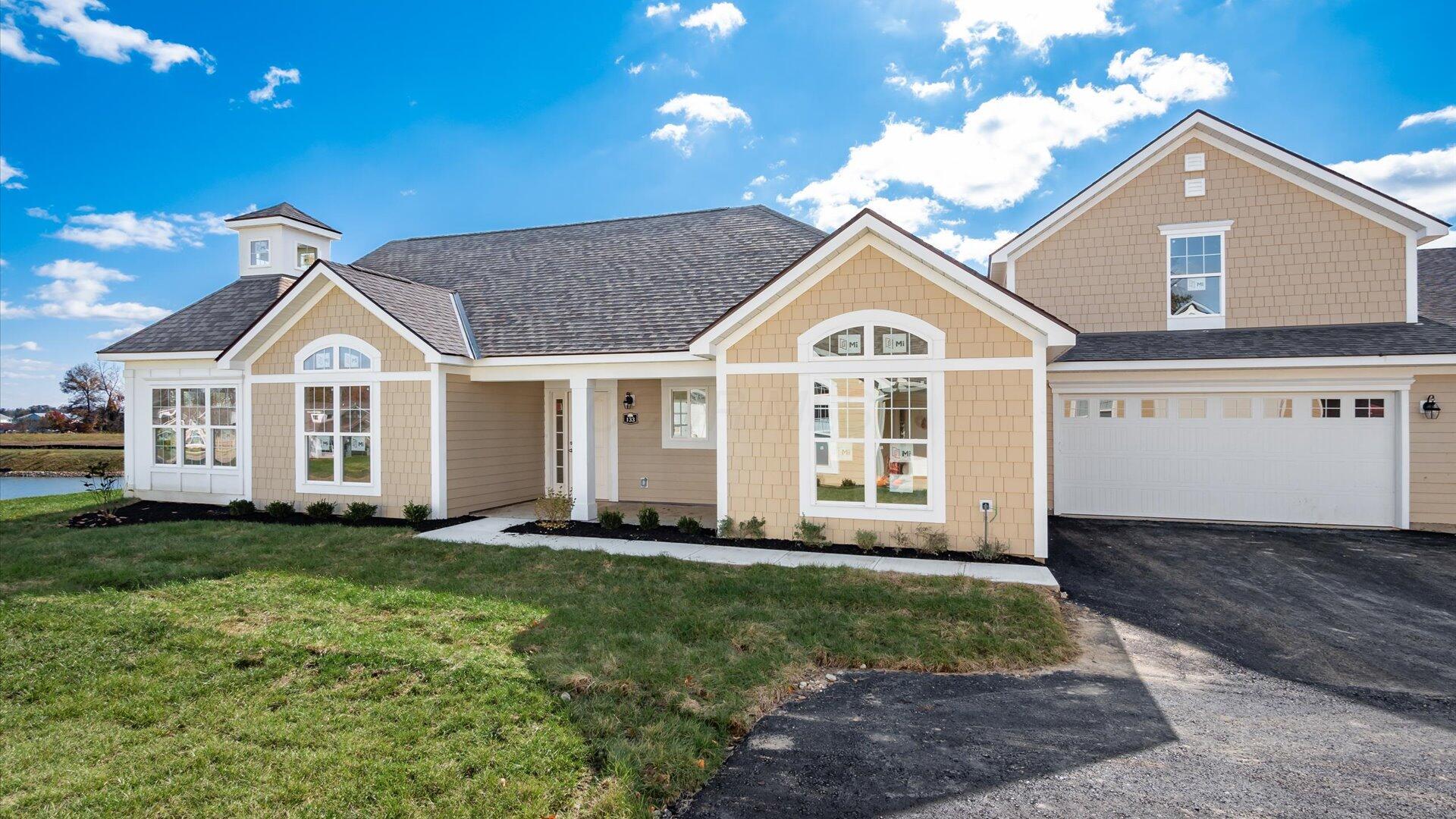 141 Narragansett Drive Property Photo 1