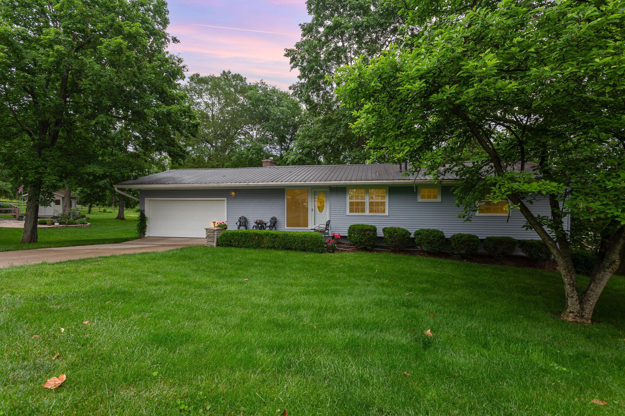 1374 Hanover Court Property Photo 1
