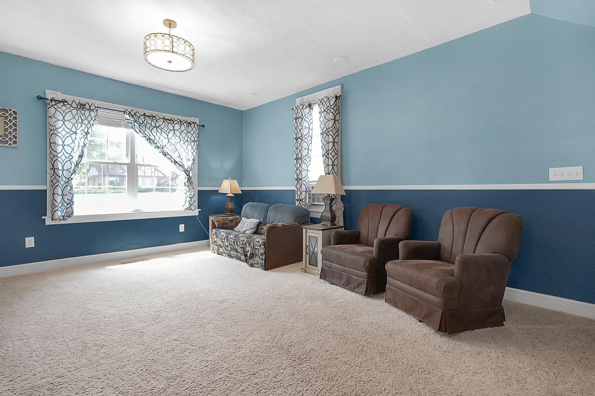 1110 High Street Property Photo 8