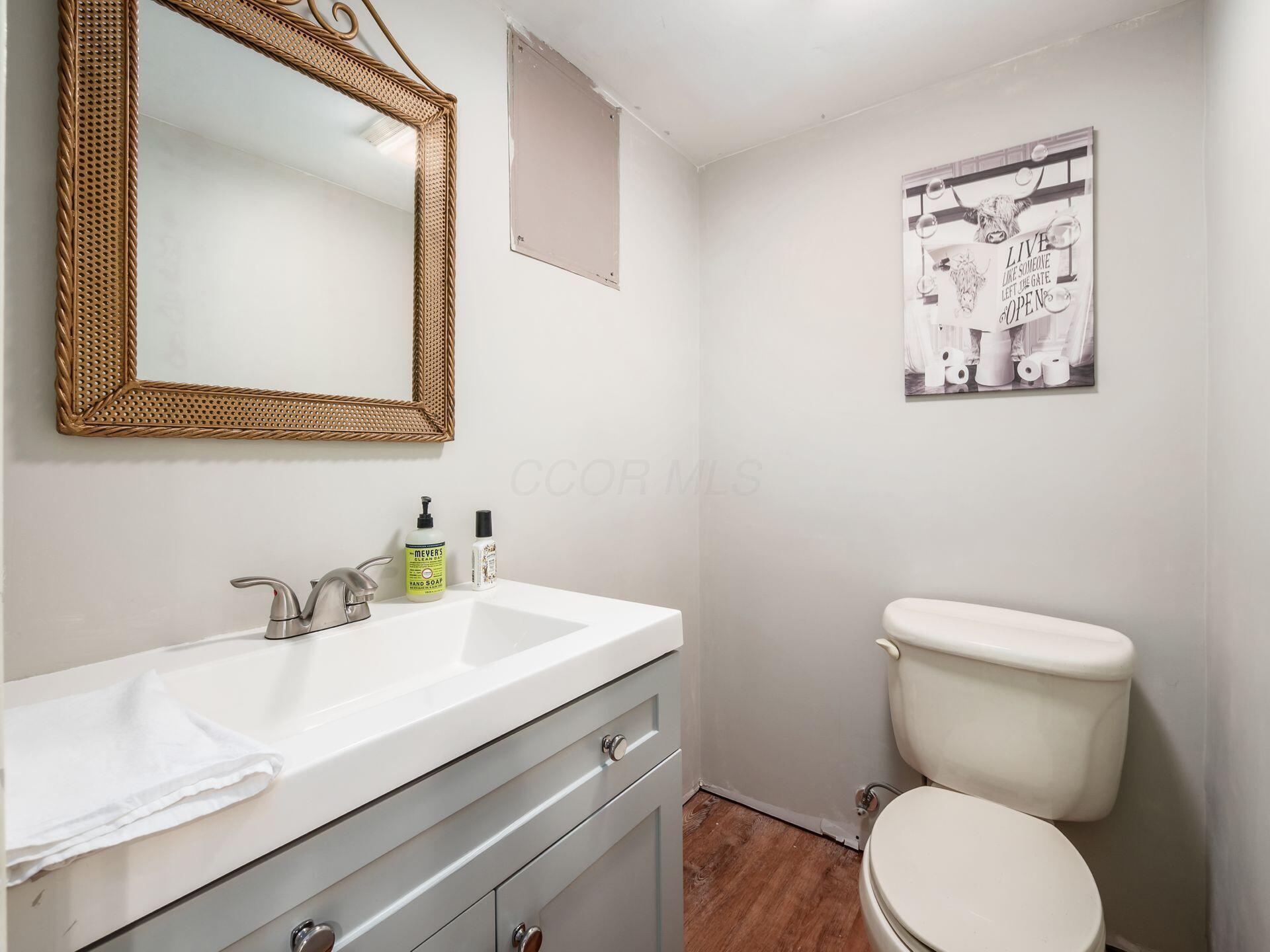 2629 E Broad Street Property Photo 61