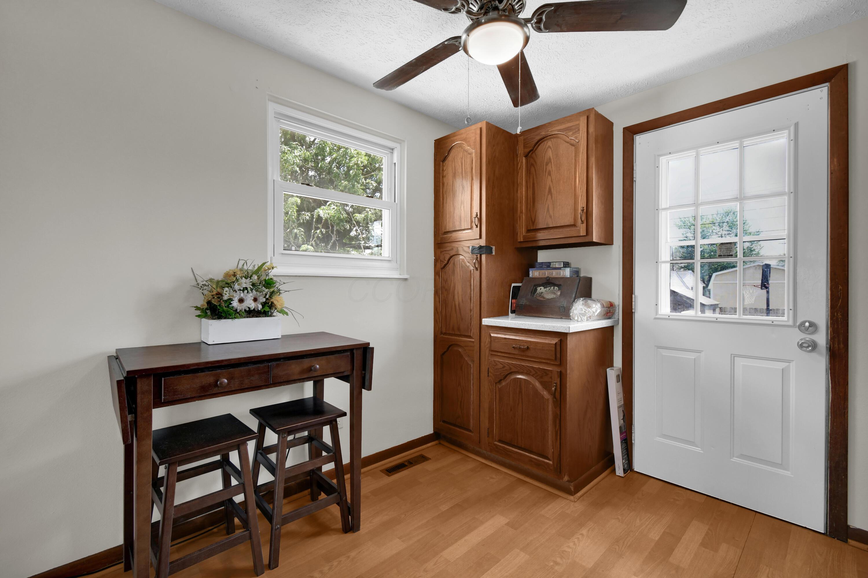 3855 Halsey Place Property Photo 11