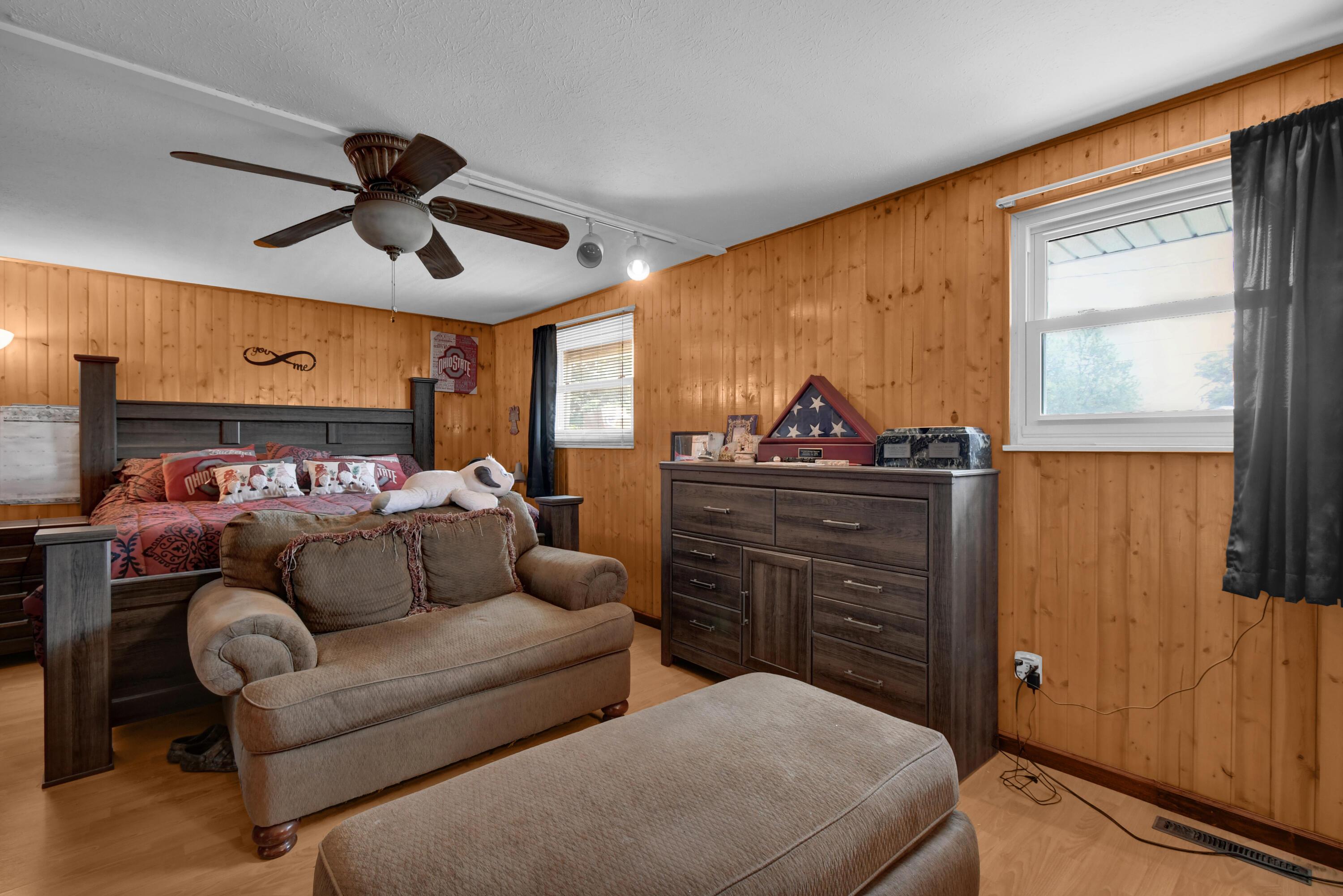 3855 Halsey Place Property Photo 14