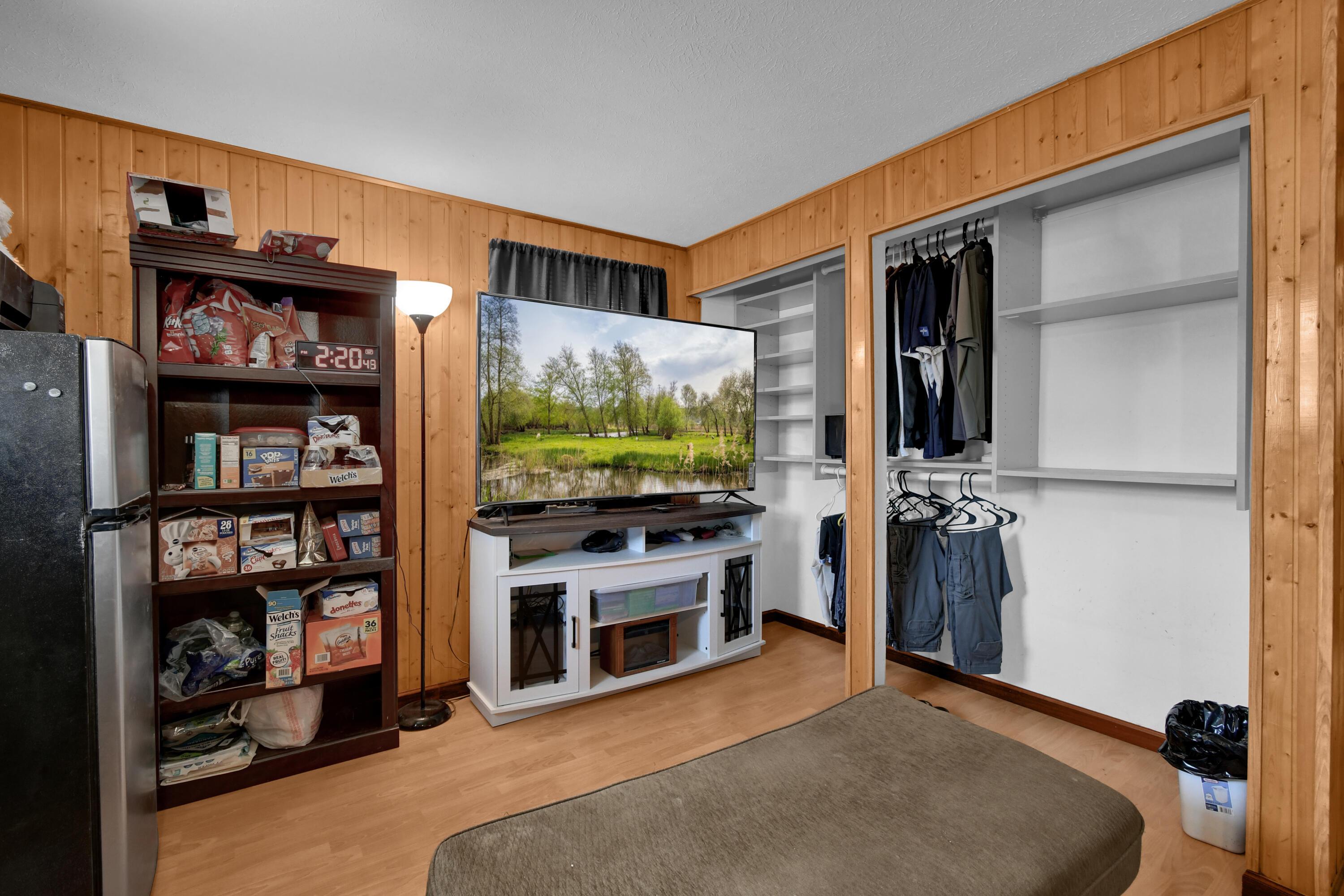 3855 Halsey Place Property Photo 15