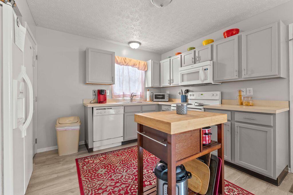 7780 Freesia Street, 228 Property Photo 17