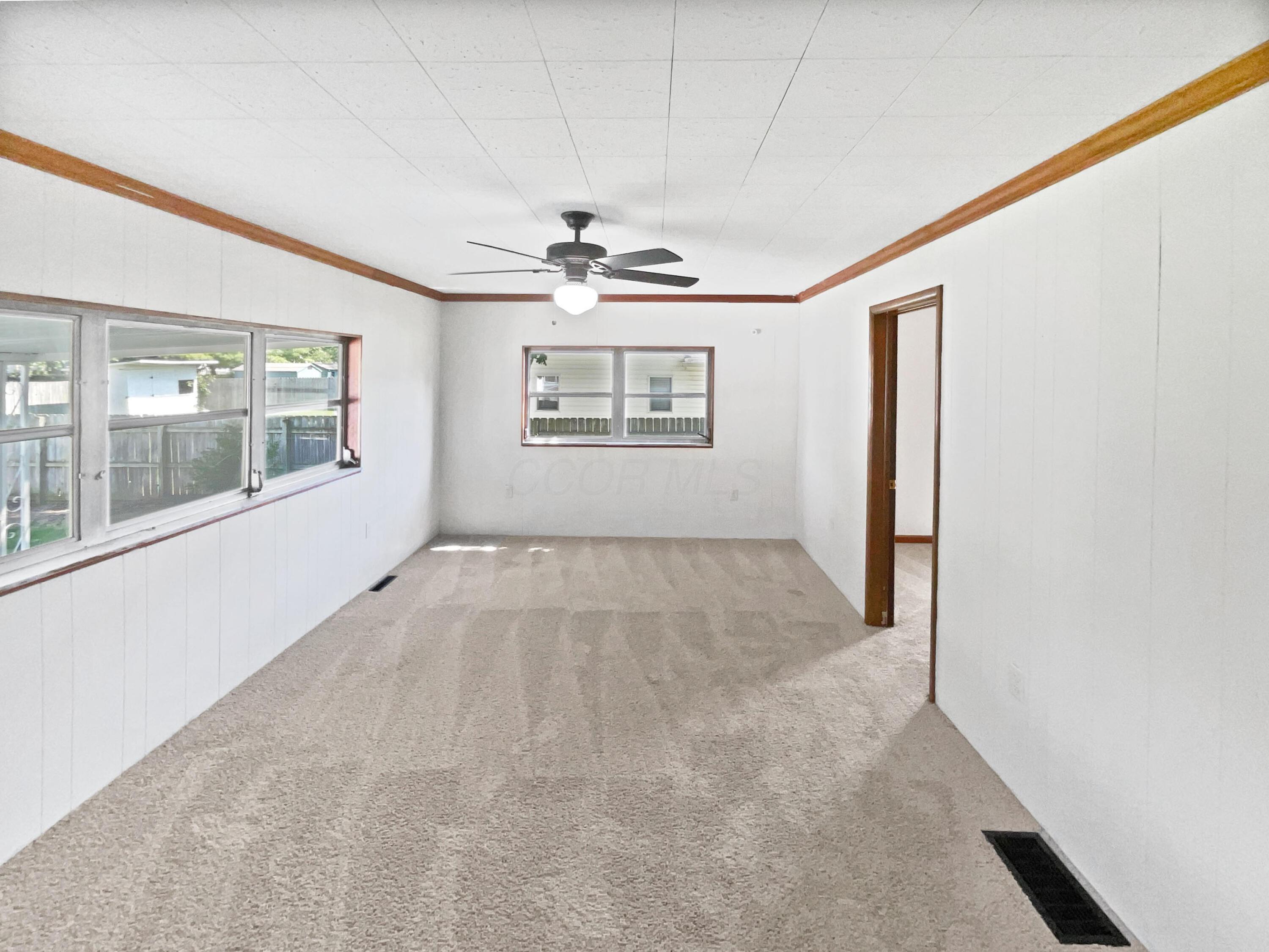 264 Lawrence Avenue Property Photo 14
