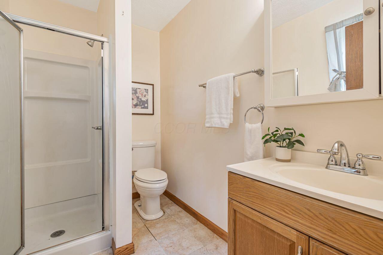 7472 Davis Road Property Photo 32