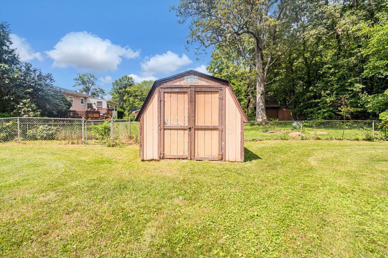 7472 Davis Road Property Photo 42