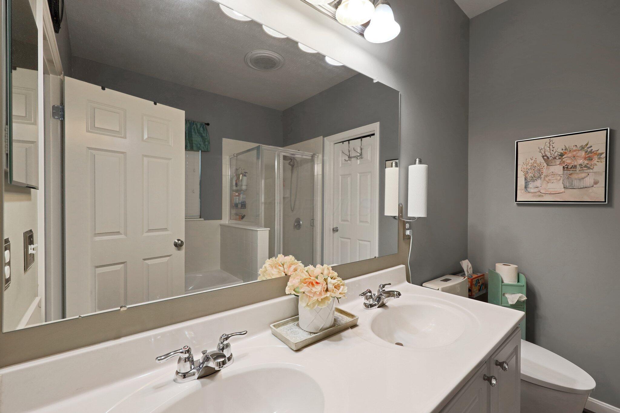 7911 Ashenden Drive Property Photo 8