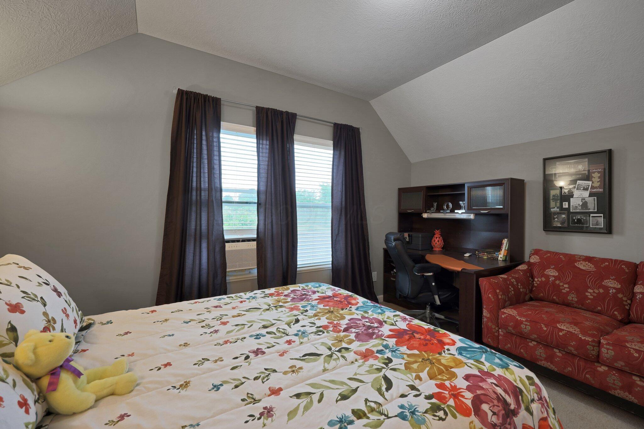7911 Ashenden Drive Property Photo 22