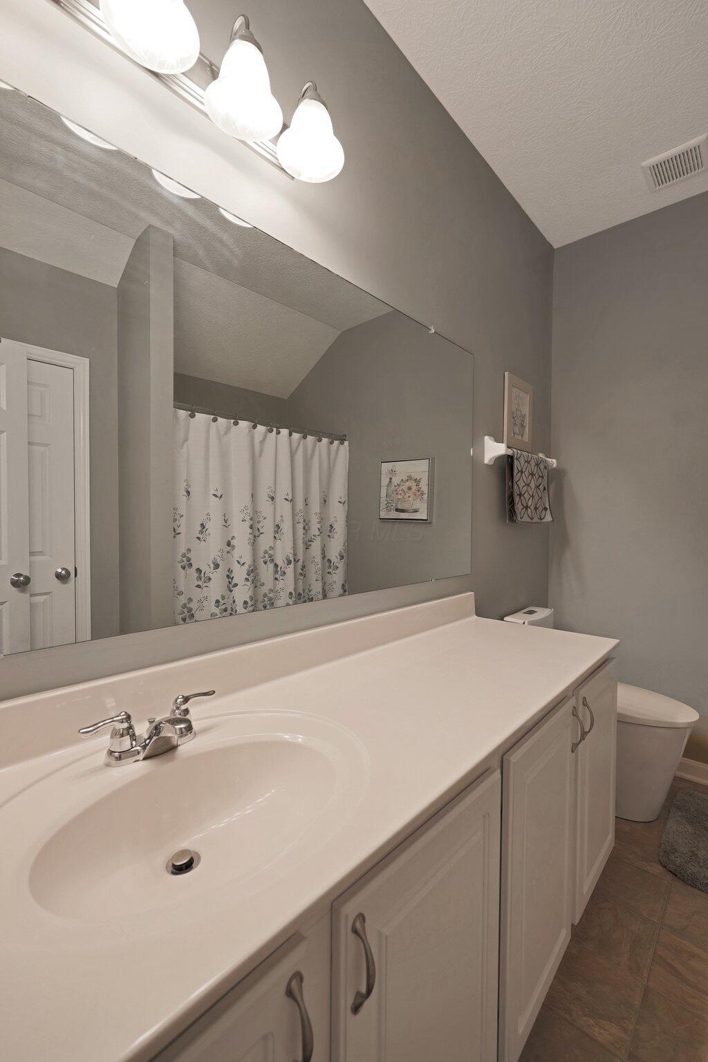 7911 Ashenden Drive Property Photo 26