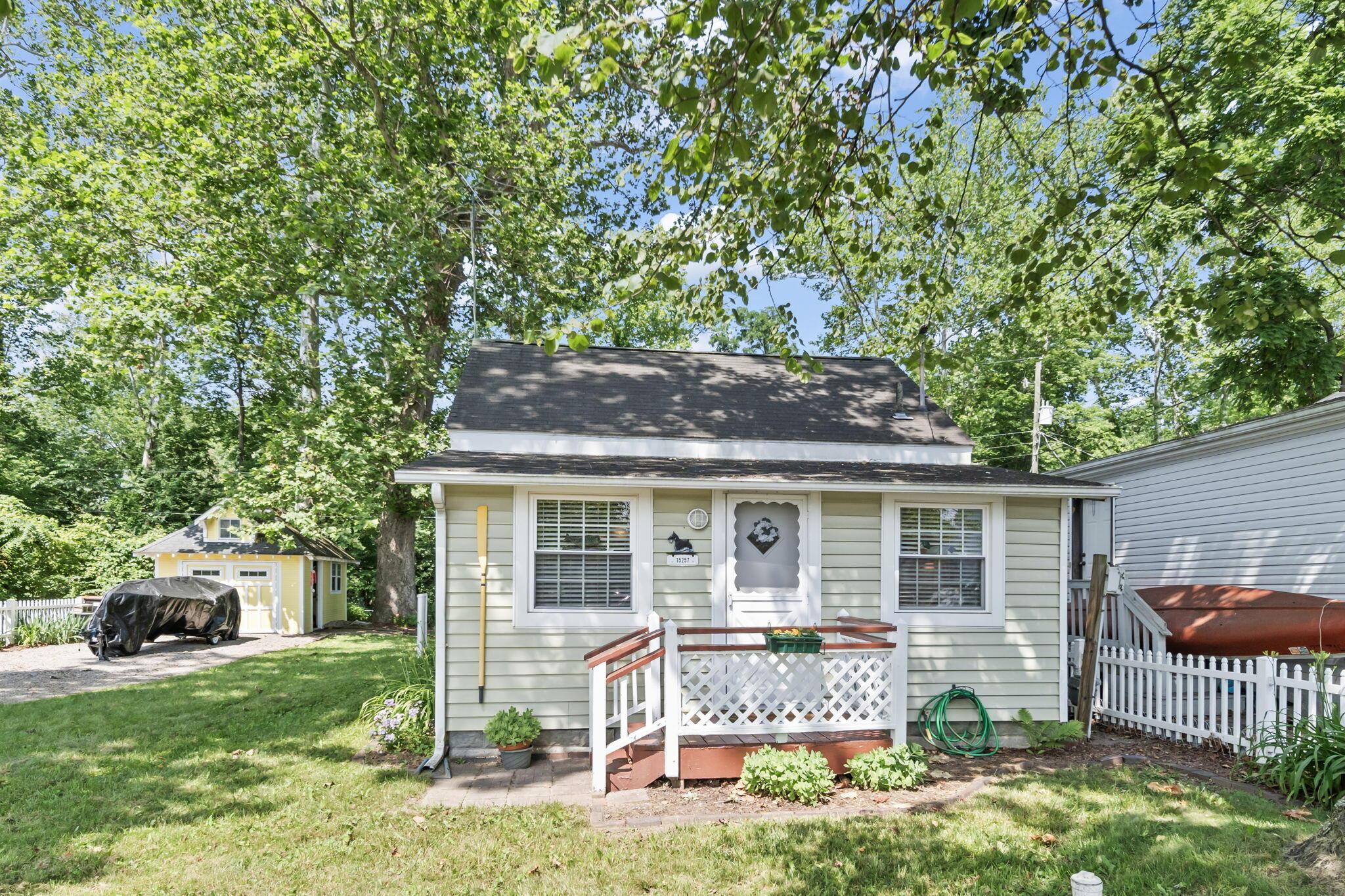 15257 Township Rd 403 Property Photo 1