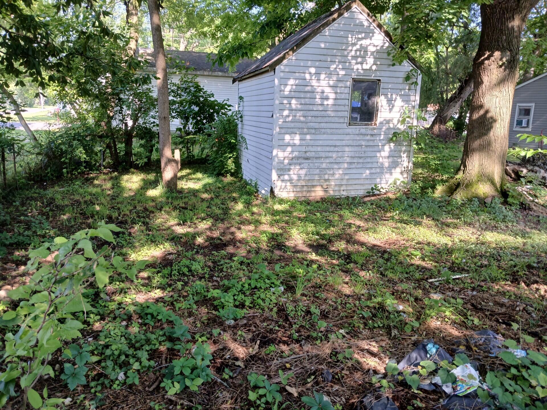 709 Michigan Avenue Property Photo 4